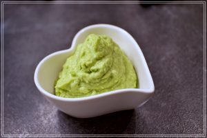 Sos z awokado